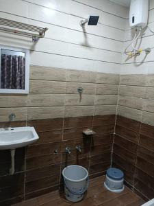 Honest Deluxe Room