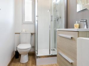 Appartements Studio a Mesquer: Plage a 200m, Balcon, Parking, Proche Commerces - FR-1-306-1243 : photos des chambres