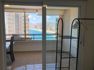 Dos habitaciones piscina y parking - Vistas al mar