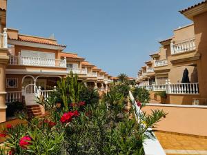 Hugos holiday apartment in Costa del Silencio