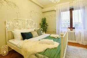 Cozy Studio Overlooking The Old Town