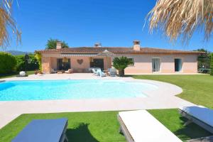 Villas Villa contemporaine de plain pied Biot : Villa