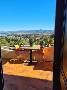 Villa M, Chambres dHôtes, Vue mer, Sauna, Piscine à Six-Fours