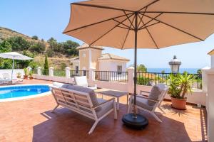 Villa Tamango Hill Vistamar by Casasol