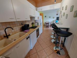 Gîte des Vignes au calme, 2 ch, terrasse, animaux admis, parking, recharge VE - FR-1-584-164