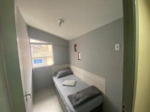 Quarto Feminino Próximo ao Metro Expo