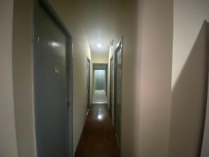 Quarto Feminino Próximo ao Metro Expo