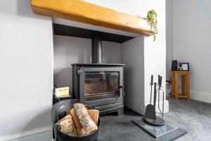 Cosy Green End Retreat