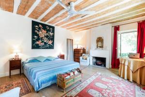 Maisons de vacances Beautiful Provencal Mas with swimming pool : photos des chambres