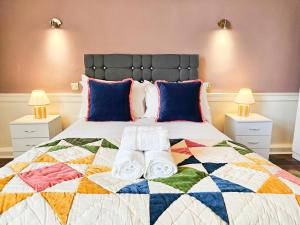 Spacious 2 Bedroom Apartment in the heart of New Town