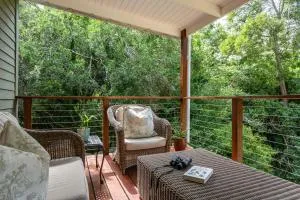 Forest Glades - 雷因恩道尔