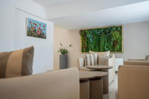 Liquid Hotel Apartments