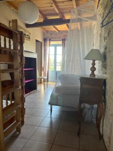 Appartements gite de Pierrebrune : photos des chambres