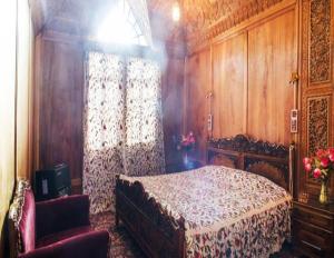 Houseboat New Lucky Star