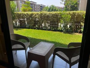 New Cairo luxury apartment with privat garden