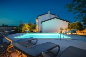 Villa Clariss - Bačva