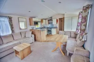 Meadow Bank - Combe Haven - Mountfield