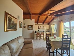 Terrace Apartment by Tempovacanza