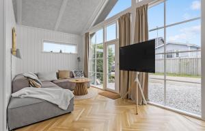 2 Bedroom Lovely Home In Otterup