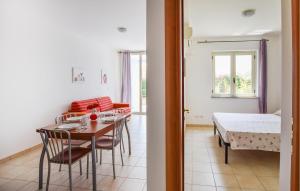 Amazing Apartment In Isca Marina