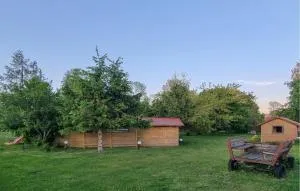 Amazing Home In Rekowo - Споре