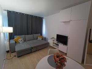 Cozy Studio Heart of La Défense - 10 min to Paris