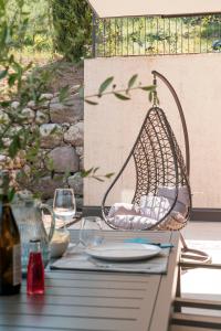 Podere Sabaina, Private Villa mit Pool, Seeblick und 3 Wohneinheiten zur Alleinnutzung