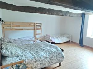 Maisons de vacances Grande maison de famille - Le Petit Pontebart : photos des chambres