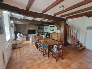 Maisons de vacances Grande maison de famille - Le Petit Pontebart : photos des chambres