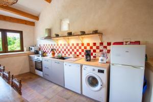 Maisons de vacances Gite Gite Aulas 2/4 personnes : photos des chambres