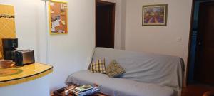 Maisons de vacances Le gite jaune a ampus : photos des chambres