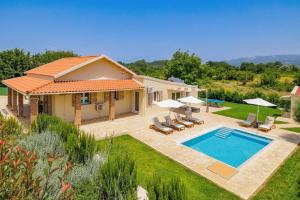 Villa Stamatella by Villa Plus