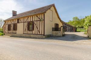 Au creux de la colline