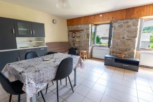 Maisons de vacances Gite Perceneige - Ancien presbytere 3/5 personnes : photos des chambres