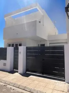 Eco Home Alpera 1 - Montealegre del Castillo