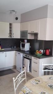 Maisons de vacances Joli gite les palmiers iii : photos des chambres