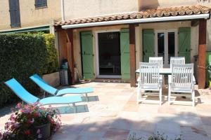 Maisons de vacances Joli gite les palmiers iii : photos des chambres