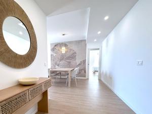 Breezy Bahía by Ginkgo Marbella