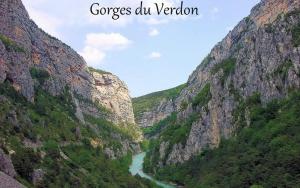 Maisons de vacances Gite au calme dans village : photos des chambres