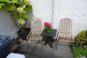 No.1 The Coach House