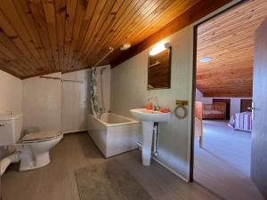 Maisons de vacances Gure etxola : photos des chambres