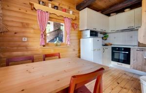 Beautiful Home In Samobor With Kitchen