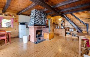 Beautiful Home In Samobor With Kitchen