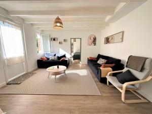 Maisons de vacances Maison perouge 2 : photos des chambres