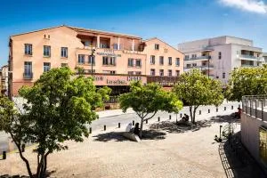 Hostel PB - Perpignan Gare - 莱齐尼昂科尔比埃