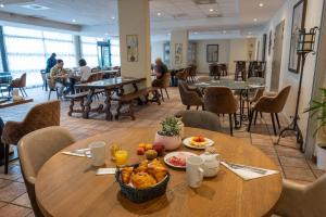 Hotels Avignon Grand Hotel : photos des chambres