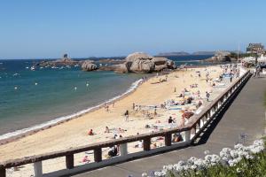 Maisons de vacances La terrasse sur le golf : photos des chambres