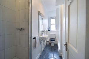 Top-Floor Covent Garden Flat