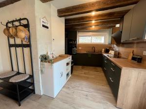 Maisons de vacances Gite du Puits Chauveau Spa Vignes Chateaux 8pers : photos des chambres