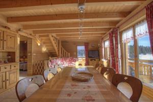 Chalets Chalet Makaau - Praz de Lys : Chalet